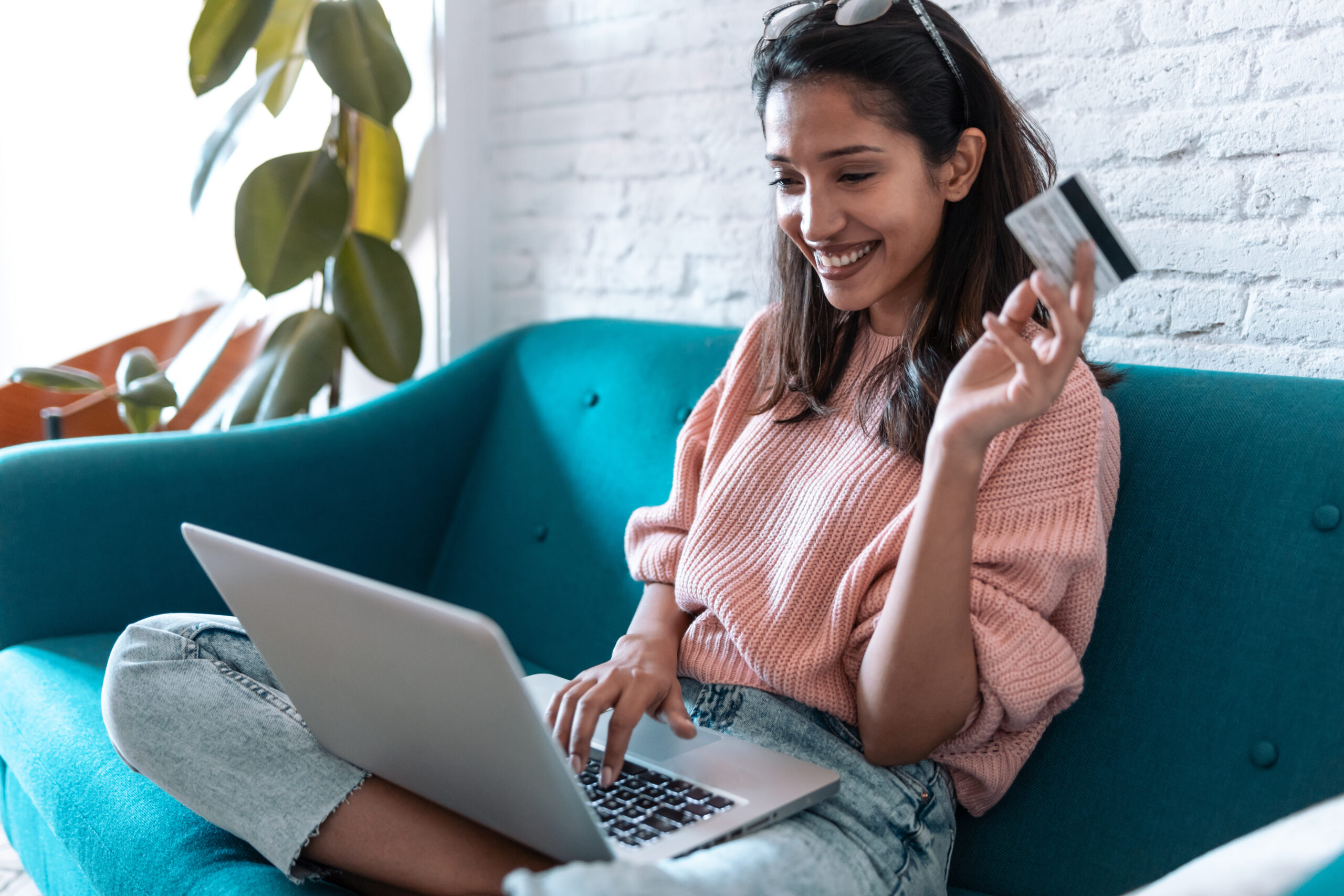 Connected Solutions: Streamline Onboarding with NMI’s Merchant Relationship Management Suite & Gateway